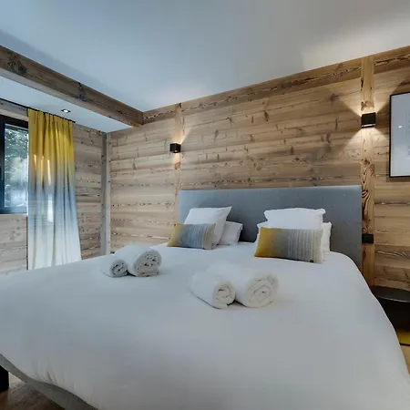 Apartment 95m², Sud-est, Jacuzzi, Val D'isere, 4 Suites, Parking, Animaux Ok - Fr-1-567-73